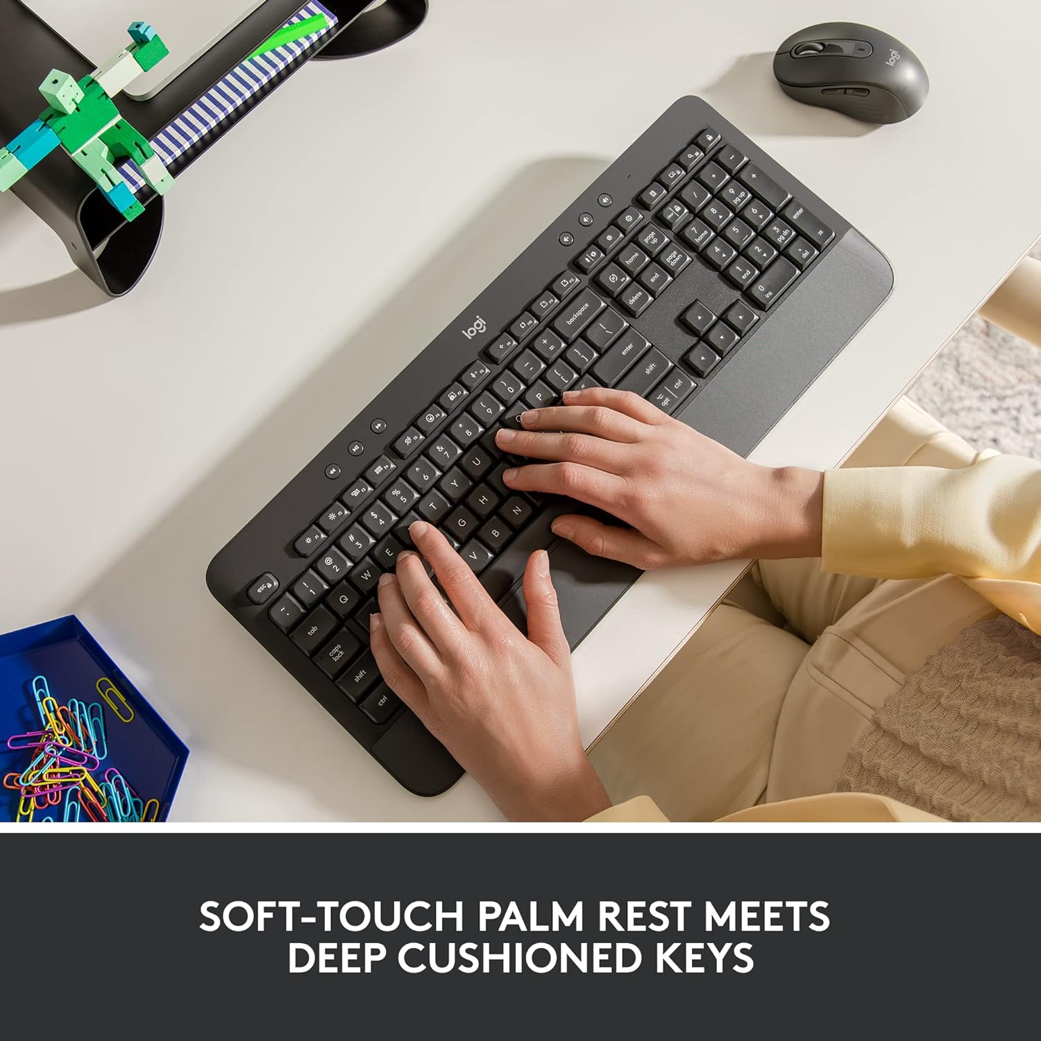 Logitech Signature K650 Wireless Keyboard - Grey & M185 Wireless Mouse, 2.4GHz with USB Mini Receiver, 12-Month Battery Life, 1000 DPI Optical Tracking - Grey