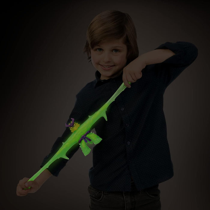 Heroes of Goo Jit Zu Glow Shifters Hero Pack. Super Oozy Scorpius Hero Pack. Goo Filled Toy with a unique Glowing Goo Transformation. (42505