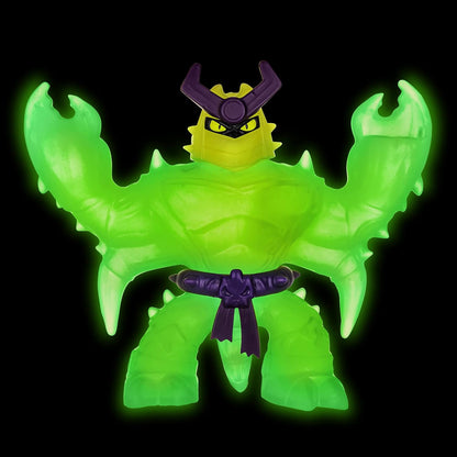 Heroes of Goo Jit Zu Glow Shifters Hero Pack. Super Oozy Scorpius Hero Pack. Goo Filled Toy with a unique Glowing Goo Transformation. (42505)