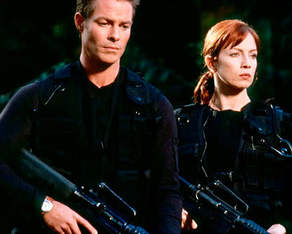 First Wave - Die Prophezeiung, Staffel 1 / Die ersten 22 Folgen der erfolgreichen Science-Fiction-Serie (Pidax Serien-Klassiker)