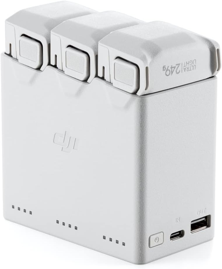 DJI Mini 3 Pro Two-Way Charging Hub & Mini 3 Pro Propeller
