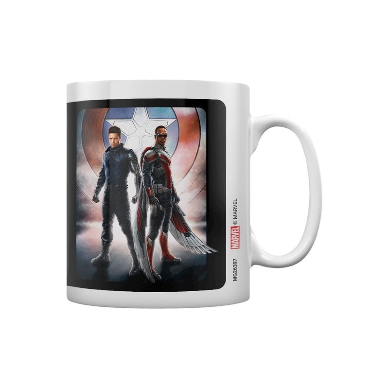 Pyramid International Tasse The Falcon and The Winter Soldat (Wield The Shield