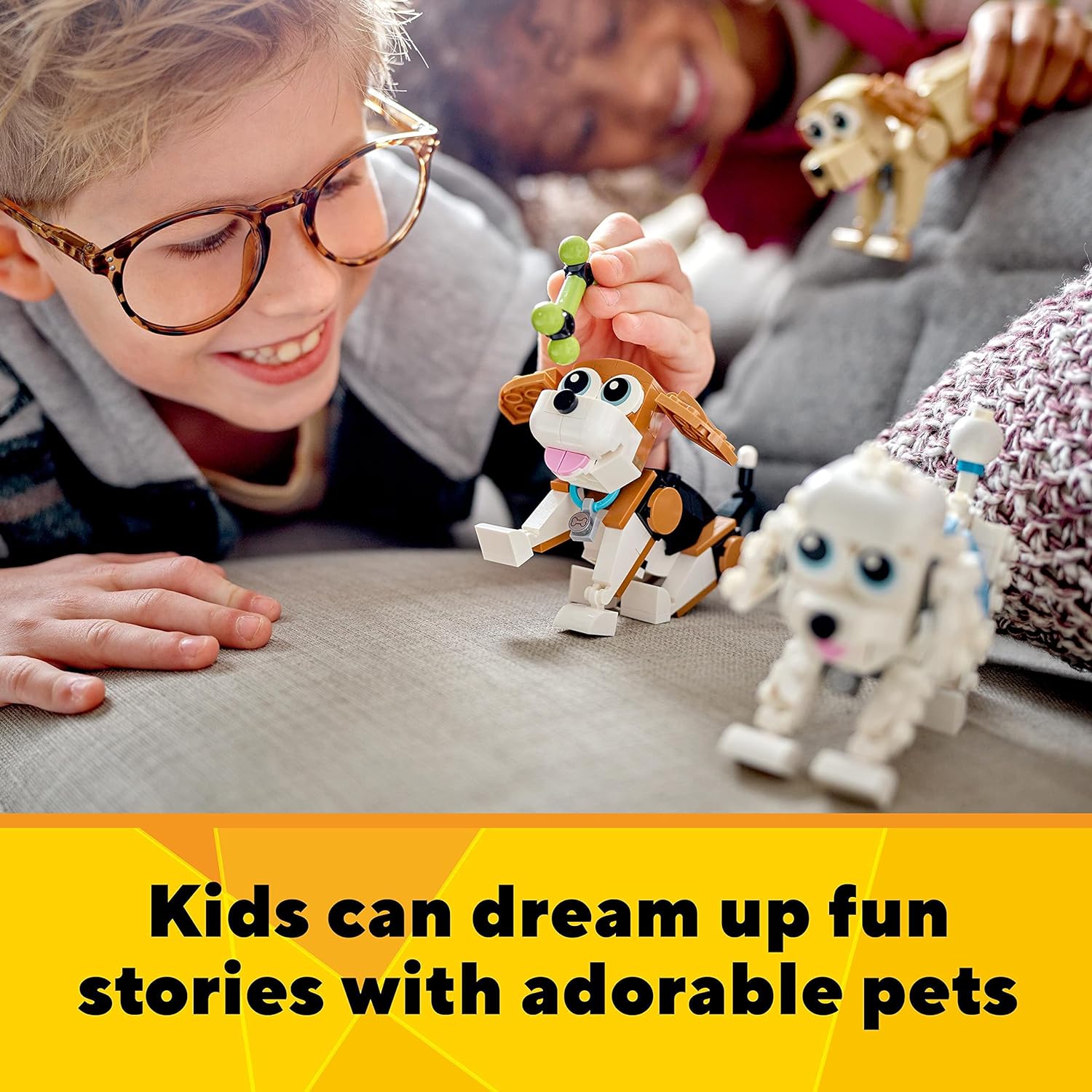 LEGO 31137 Creator 3 en 1 Perros Adorables, Figuras de Perritos de Juguete para Niños y Niñas de 7 Años o Más, Beagle, Caniche, Perro Salchicha y Más, Regalo de Semana Santa y Pascua