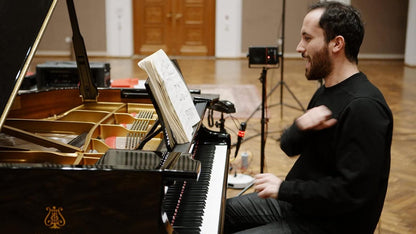 Igor Levit: No Fear  (English audio