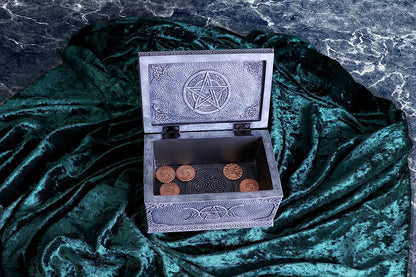 Nemesis Now Mother Earth Box, Grey, 15.5cm