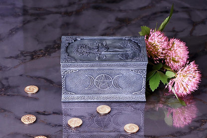 Nemesis Now Mother Earth Box, Grey, 15.5cm