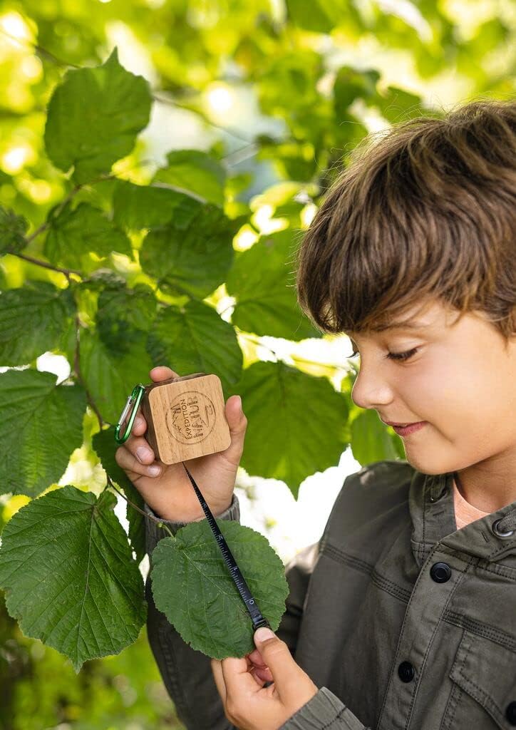 moses. Expedition Natur Tape Measure with Carabiner, Flexible Tape Measure with Stop & Go Automatic, Self-Reeling Pocket Tape Measure for Children, Double-Sided Divisions: cm-mm-Inch Scale up to 150
