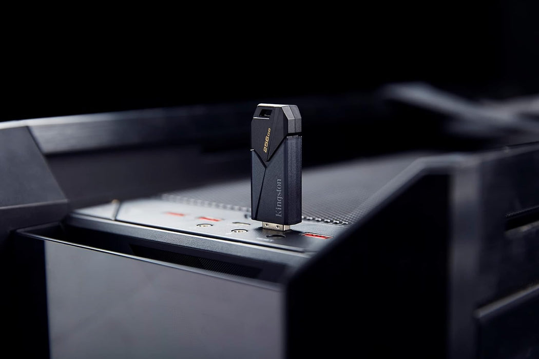 Kingston DataTraveler Exodia Onyx USB Flash Drive 3.2 Gen 1 DTXON/128GB - with Sleek Moving Cap