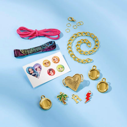 Totum Regenboog hoge bedelarmband, knutselset, maak 2 bedelarmbanden, met luxe satijnen lint en goudkleurige schakelarmband met suedinekoord, stickers en bedels, geschikt voor kinderen vanaf 5 jaar