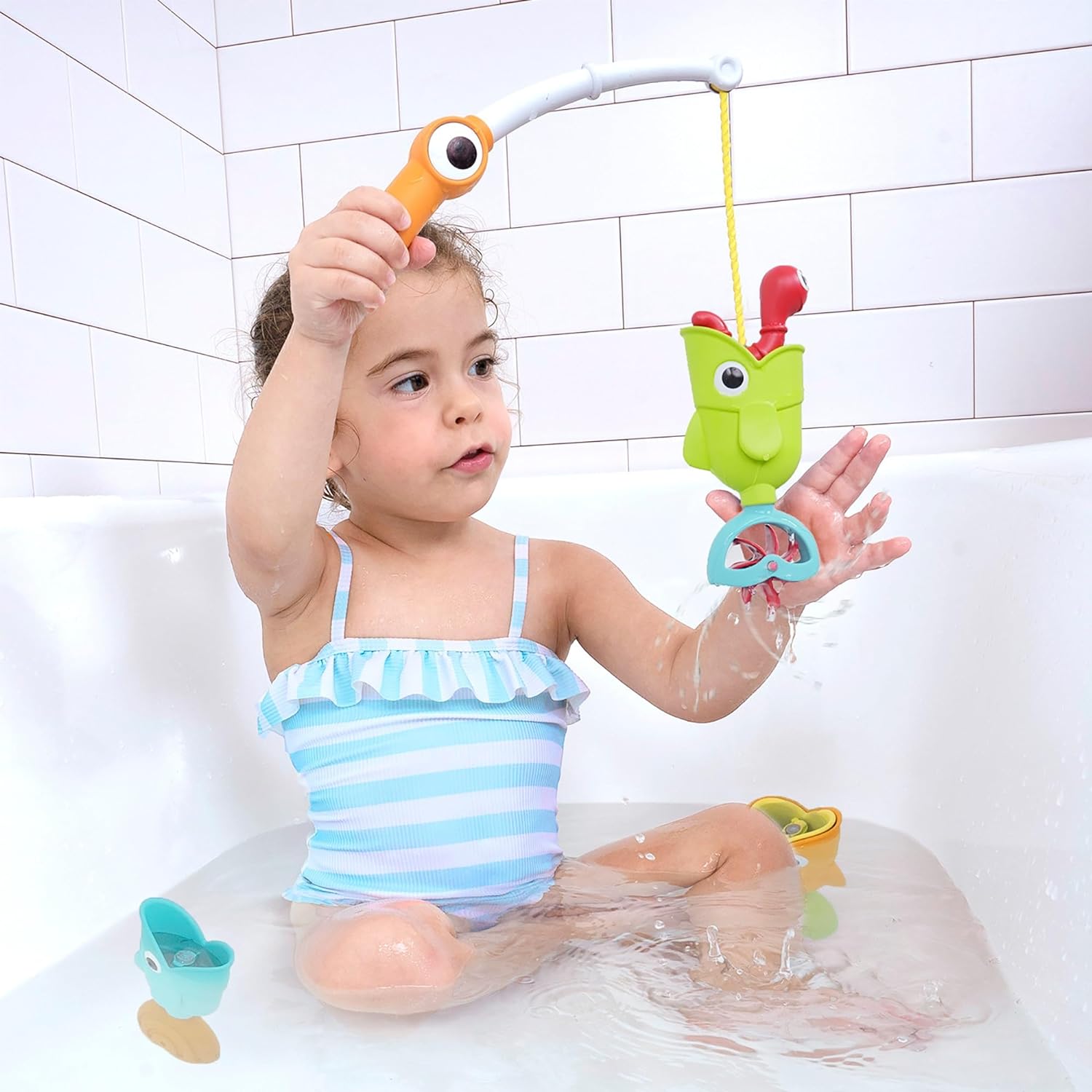 Yookidoo Bath Fishing Toy - 4 Piece Baby Bath Fishing Pole Toy Set - Catch 3 Magnetic Fish with 3 Different Actions - for Swimming Pool or Bathtub (Age 2+) (Blister Pack