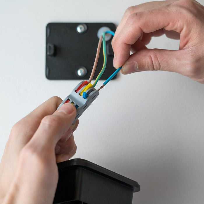 `Hombli - Smart Outdoor Wall Light V2, White`