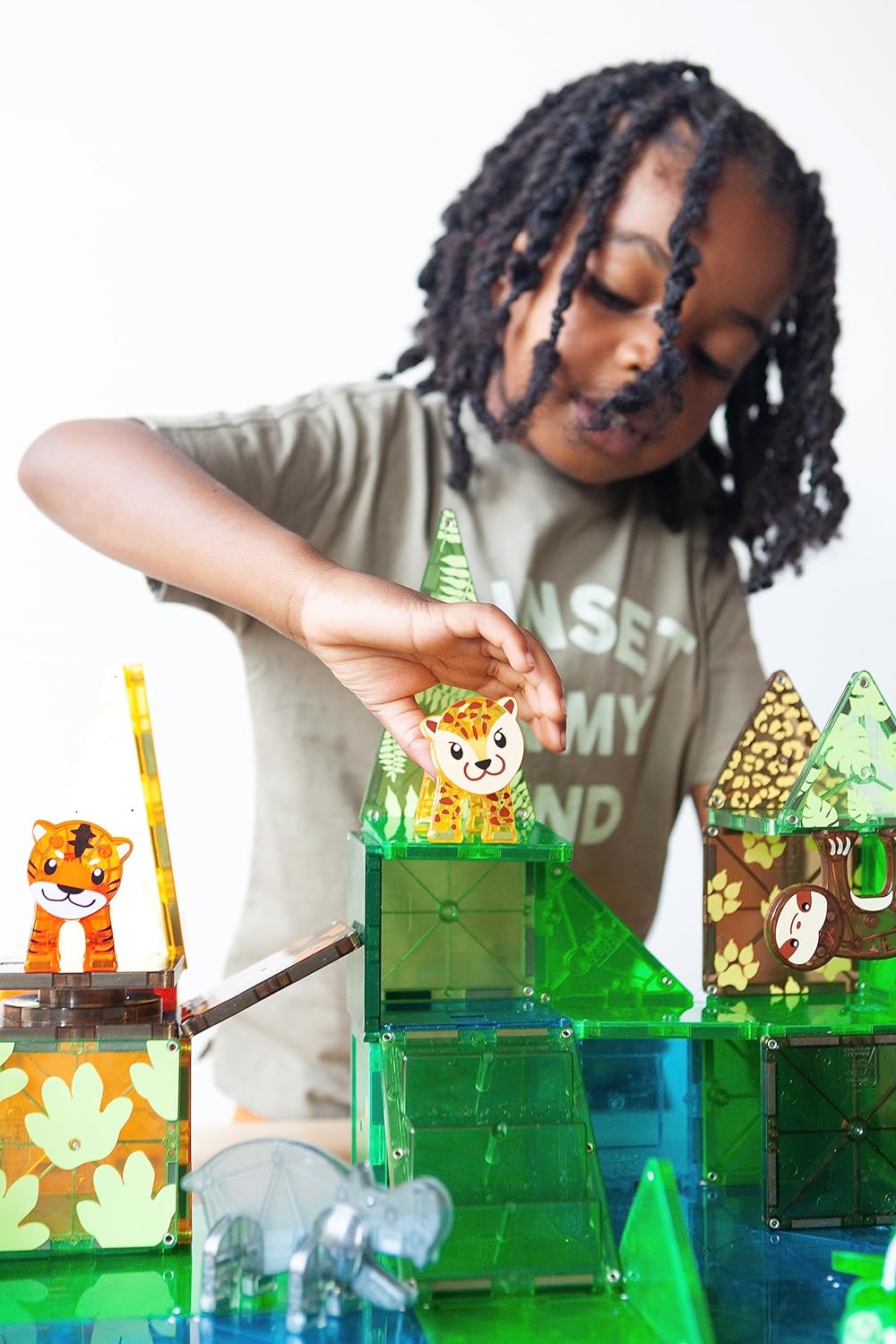 Magna-Tiles Jungle Animals 25 Piece Set, The Original Magnetic Building Tiles For Creative Open-Ended Play, Educational Toys For Children Ages 3 Years + (25 Pieces)