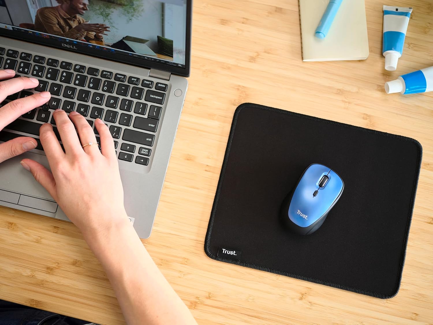 Trust Boye Mouse Pad, Sustainable Design, Rubber Anti-slip Bottom, 250 x 210 x 3mm, Mouse Mat with Stitched Edge, Machine Washable, Office Mouse Pad for Work, Home Office