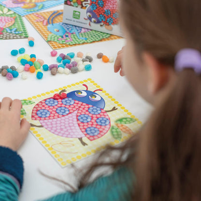 PlayMais MOSAIC Little Bug creative craft kit for girls & boys from 3 years | 2300 6 mosaic templates with bug, bee & co | stimulates creativity & motor skills | natural toy