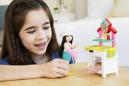 Barbie GTN63 Chelsea Can Be Pizza Chef Playset with Brunette Chelsea Doll (6-in/15.24-cm), Pizza Oven, 2 Spice Shakers, Pizza Pan & More, Great Gift for Ages 3 Years Old & Up