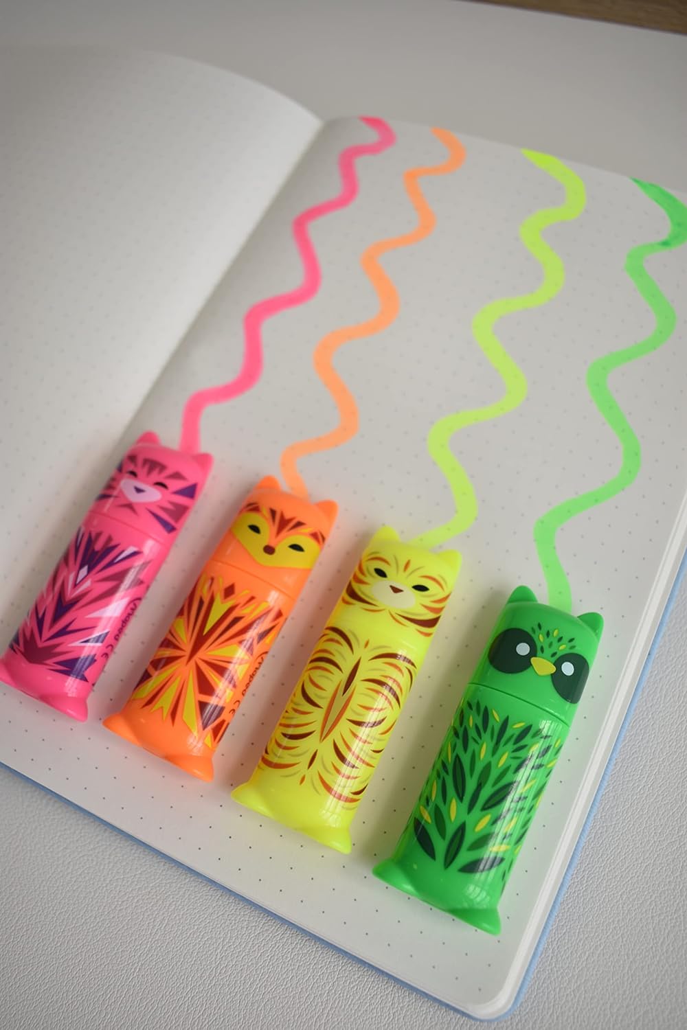 Maped - Material Escolar - Subrayador Mini Cute - 4 Subrayadores de Colores - Diseño Lúdico - Amarillo, Naranja, Verde y Rosa - Punta Biselada - Trazo de 1 a 5 mm