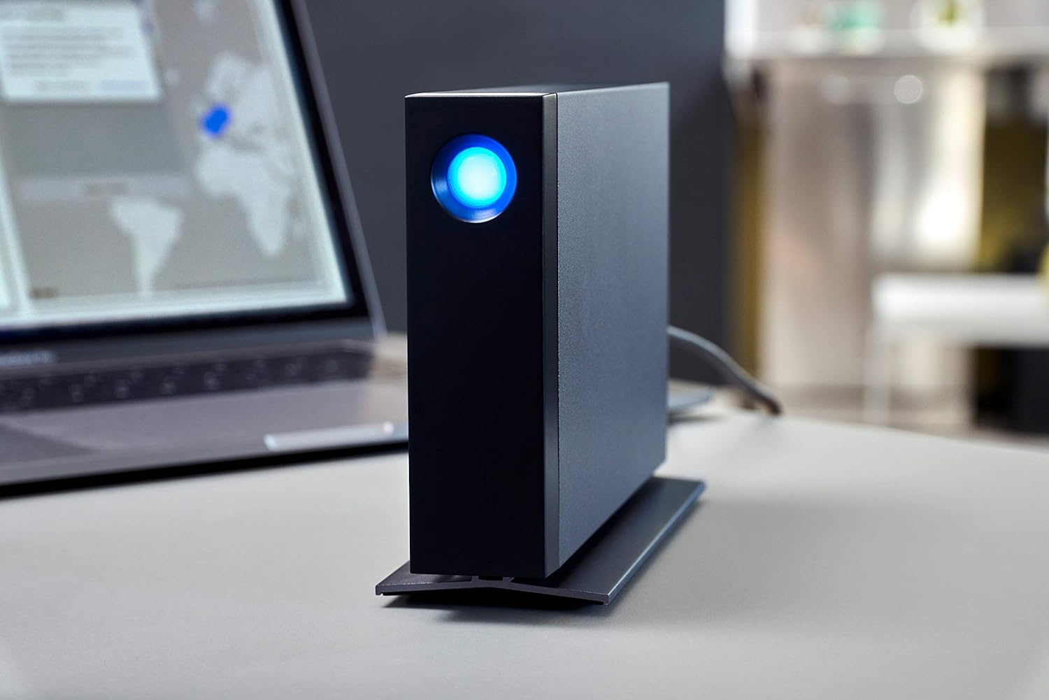 LaCie d2 Professional, 4TB, External Hard Drive Desktop, Thunderbolt 3 USB-C, 7200 RPM Enterprise Class Drives, for Mac and PC Desktop, 1 Month Adobe CC, 5 year Rescue Services (STHA4000800)