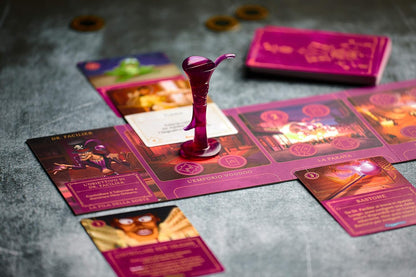 Ravensburger Marvel Villainous, Gioco di Strategia, 2-4 Giocatori & Disney Villainous Wicked to the core, Gioco di Strategia, 2-3 Giocatori