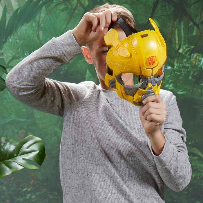 Transformers Toys Rise of the Beasts Film Bumblebee 2-in-1 Converting Mask for Ages 6 and Up, 22.5 cm