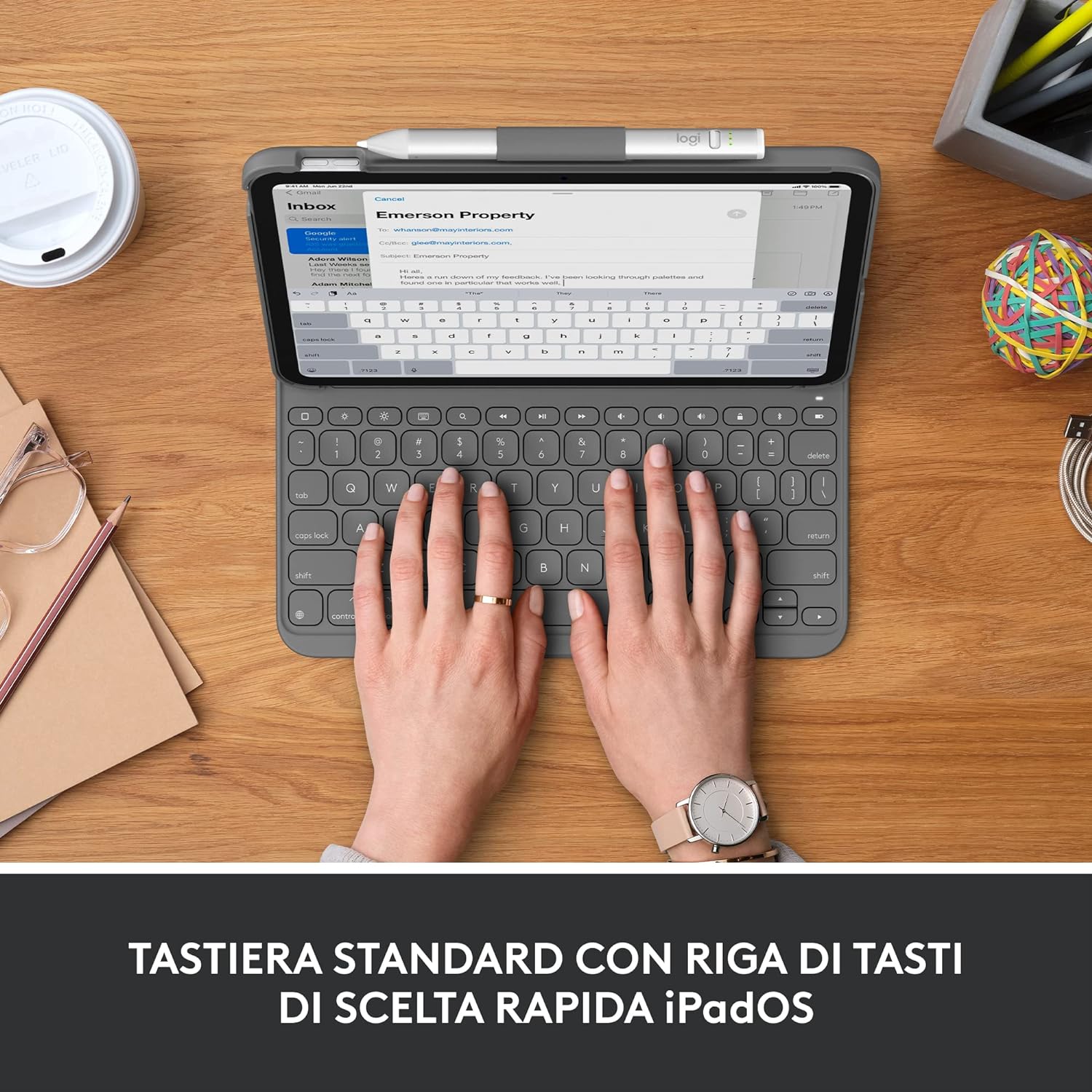 Logitech iPad (10th generation) Keyboard Case | Slim Folio with integrated wireless keyboard (Graphite) - Italian Layout