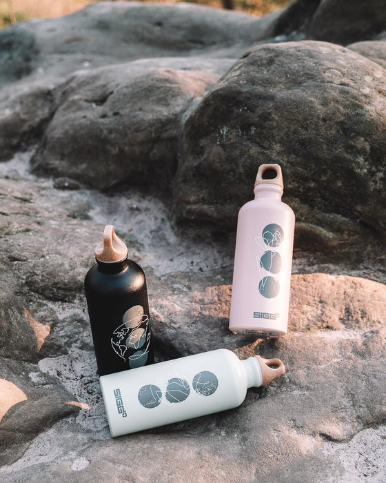 SIGG - Aluminum Water Bottle - Traveller MyPlanet - Climate Neutral Certified - Suitable For Carbonated Beverages - Leakproof & Lightweight - BPA Free - 0.6L / 1L