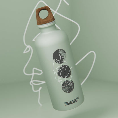 SIGG - Aluminum Water Bottle - Traveller MyPlanet - Climate Neutral Certified - Suitable For Carbonated Beverages - Leakproof & Lightweight - BPA Free - 0.6L / 1L