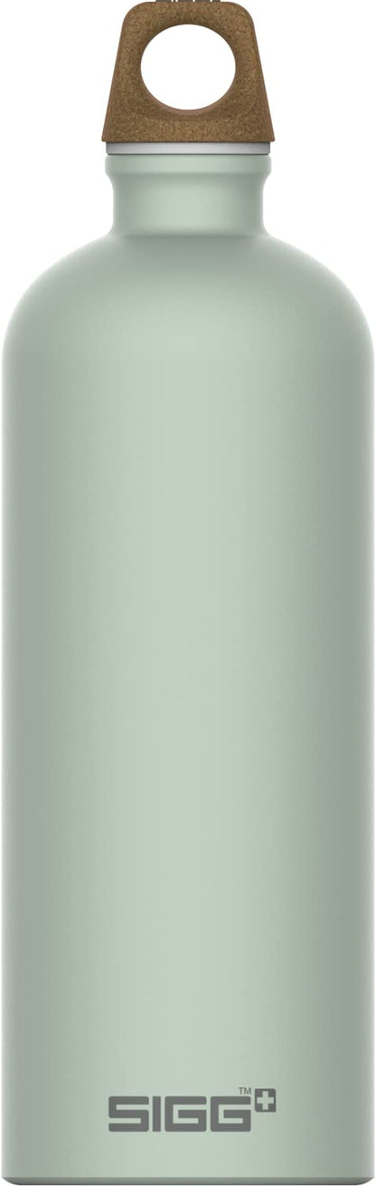SIGG - Aluminum Water Bottle - Traveller MyPlanet - Climate Neutral Certified - Suitable For Carbonated Beverages - Leakproof & Lightweight - BPA Free - 0.6L / 1L