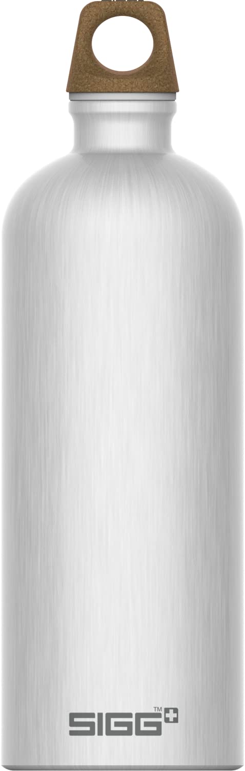 SIGG - Aluminum Water Bottle - Traveller MyPlanet - Climate Neutral Certified - Suitable For Carbonated Beverages - Leakproof & Lightweight - BPA Free - 0.6L / 1L