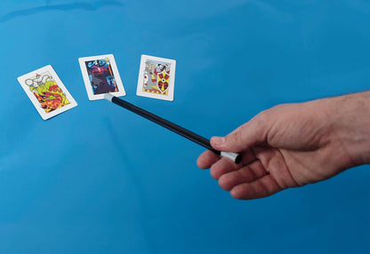 Clementoni - La Magia del Mentalismo, 30 Trucchi per Piccoli Maghi, Giochi di Magia per Bambini +7 Anni, per Imparare a Leggere nella Mente degli Spettatori, Made in Italy, Lingua Italiana, 16760