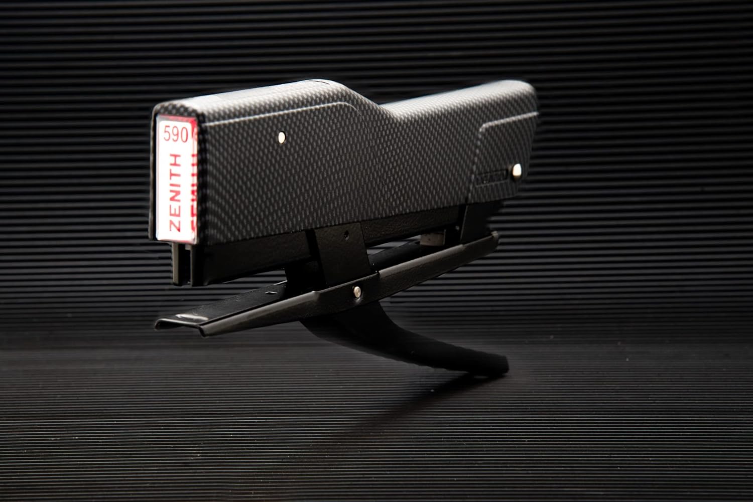 ZENITH Stapler Art. 590 TECH Color Black Carbon