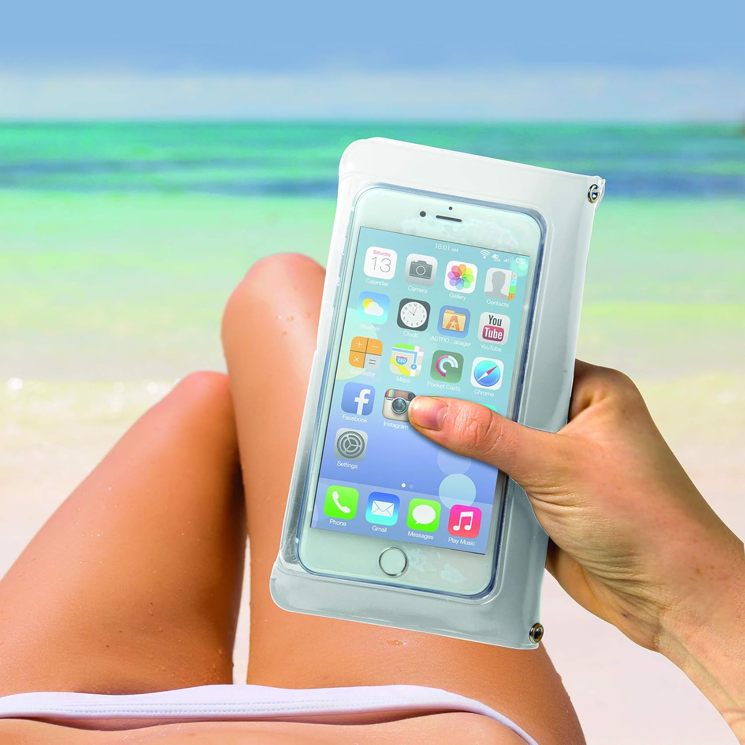 Celly SPLASHWALLETWH Waterproof Cover for Smartphones Upto 5.7-Inch - White Bianco