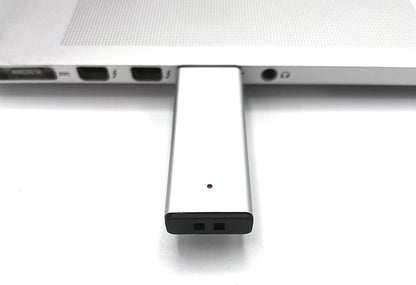 Nilox, Chiavetta USB Nilox da 4GB, PenDrive Bulk 2.0 con Capacità di 4GB, con Velocità di Lettura/Scrittura di 12 MB/s, Compatibilità Universale, Facile Installazione con Plug & Play
