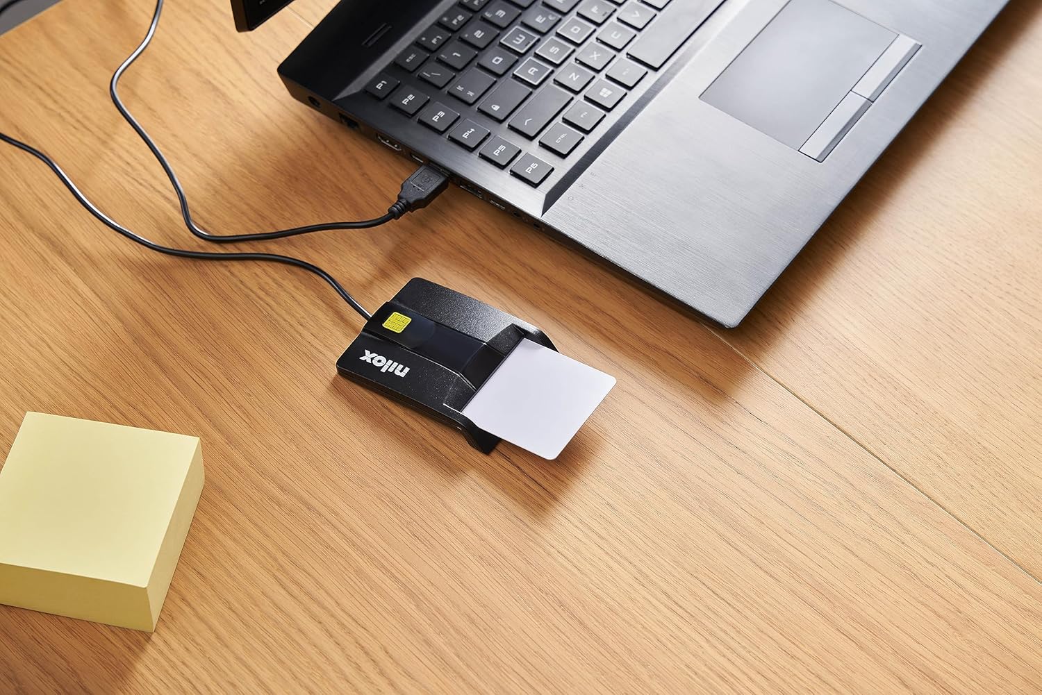 Nilox, Lettore Smart Card Firma Digitale, per Tutti I Tipi di Smart Card a Chip, Connessione USB 2.0, Compatibile con USB CCID Transport Rev1.1, Implementazione ISO-7816, Conforme ISO 7816 (1, 2 e 3