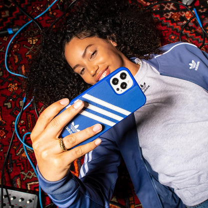 adidas Custodia progettata per iPhone 13 Mini 5.4, custodia testata contro cadute, bordi rialzati, cover originale, blu royal