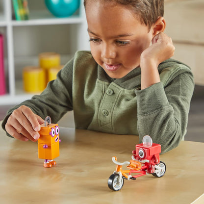 Learning Resources Avventura in Bicicletta con i Numberblocks Uno e Due, Giocattoli da Collezione Ufficiali, Include i Numberblocks Uno e Due, Bici a Tandem