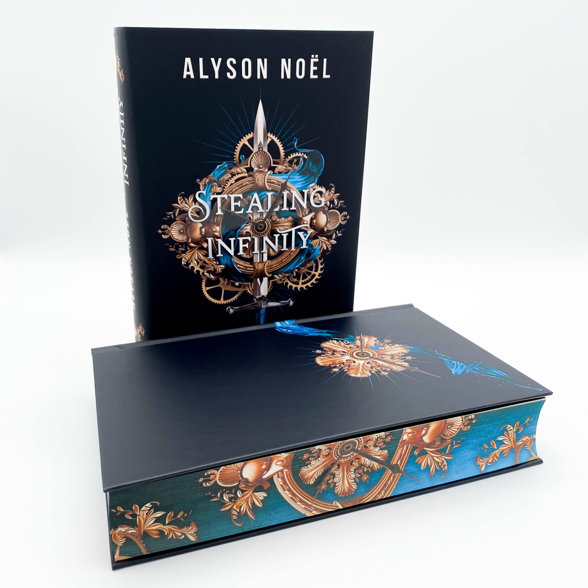 Stealing Infinity: Mitreißender Romantasy-Reihenauftakt der Bestsellerautorin mit geheimnisvollem Dark-Academia-Setting (Gray Wolf Academy-Reihe, Band 1