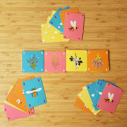 Helvetiq | Happy Bee | Card Game | Ages 8+ | 3-6 Players | 15 Minutes Playing Time