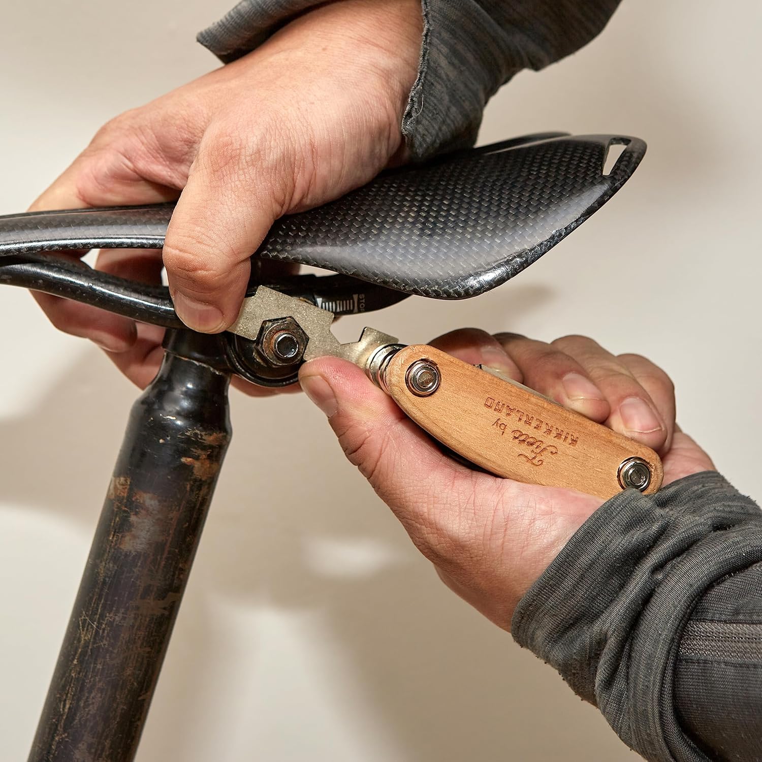 KIKKERLAND - 16 in 1 bike tool (BB68
