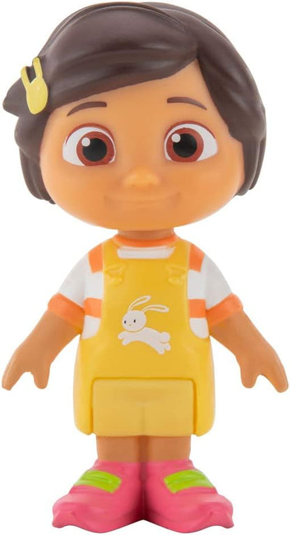 CoComelon 6 Figure Family and Friends - Includes JJ, YoYo, TomTom, Nina, Cody - Toys for Kids and Preschoolers