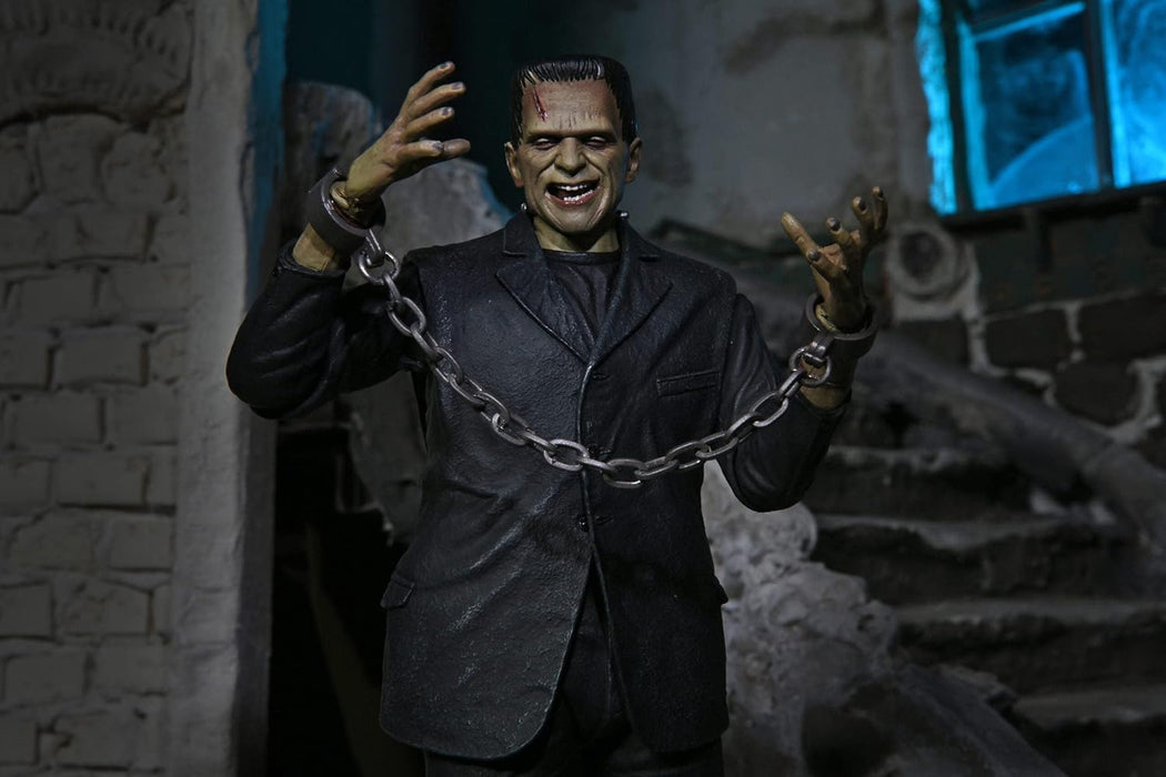 NECA UNIVERSAL MONSTERS - Ultimate Frankenstien - Figurine articulée ,Black,18cm