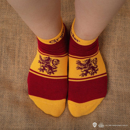 Cinereplicas - Harry Potter - Socks - Set of 3 - Gryffindor/Slytherin/Ravenclaw/Hufflepuff - Official Licence Red