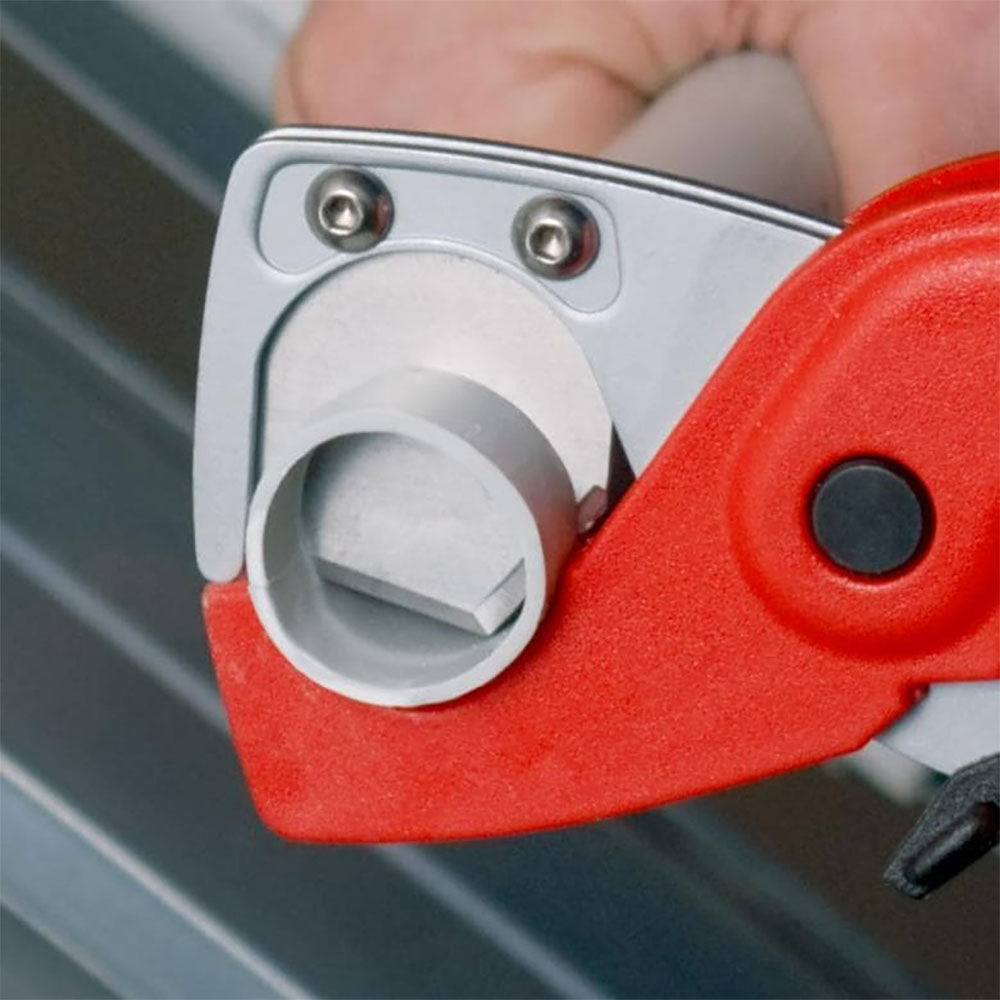 KNIPEX PlastiCut Cutter for flexible hoses and plastic conduit pipes glass fibre reinforced plastic handles 25 mm 90 20 185
