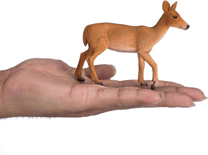 MOJO White Tailed Deer Doe Model Toy Figure