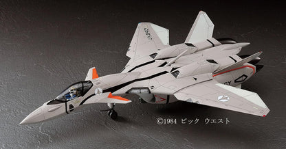 Hasegawa VF-11B Thunderbolt (1/72 scale Plastic model) Macross PLUS
