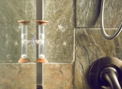 Kikkerland - 5 Minutes Shower Timer - Hourglass with suction cup for the shower.