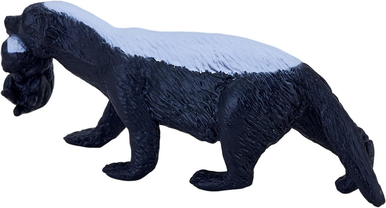 MOJO Honey Badger female with cub Wildlife Animal Model Toy Figure