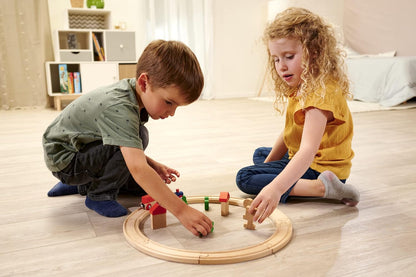 Eichhorn Wooden Circle Train Set with Tracks and Accessories
