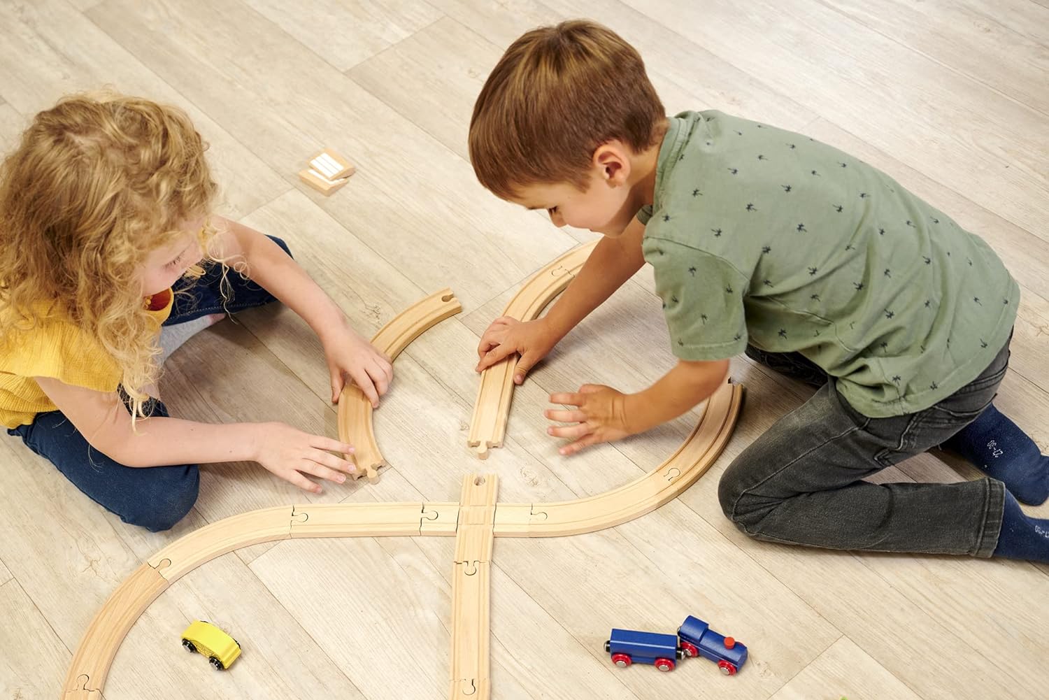Eichhorn Rail 100006202 Roller Coaster 27 Pieces 290 cm Track Length FSC Certified Beech Wood Can Be Installed with Other Rail Rail Systems Multicoloured