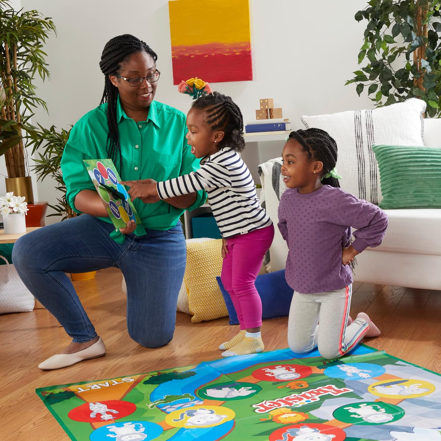 Twister Junior Tierabenteuer, doppelseitige Matte, 2 Spiele in 1, Partyspiel, Innenspiel für 2-4 Spieler (niederländische Version