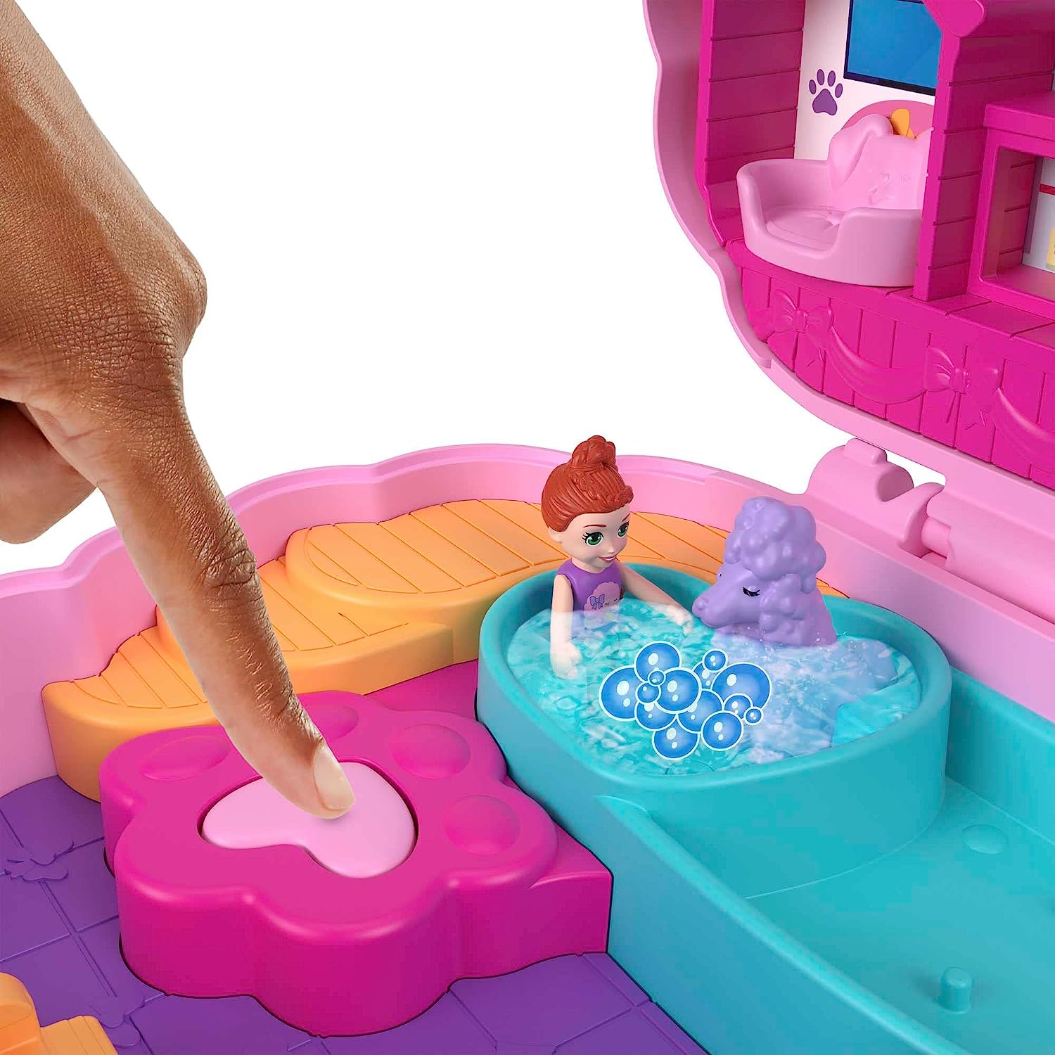 Polly Pocket Dolls and Playset, Animal Toys, Groom & Glam Poodle Compact Playset with Water Play and 2 Color-Change Pieces, HKV35 Spa Poodle